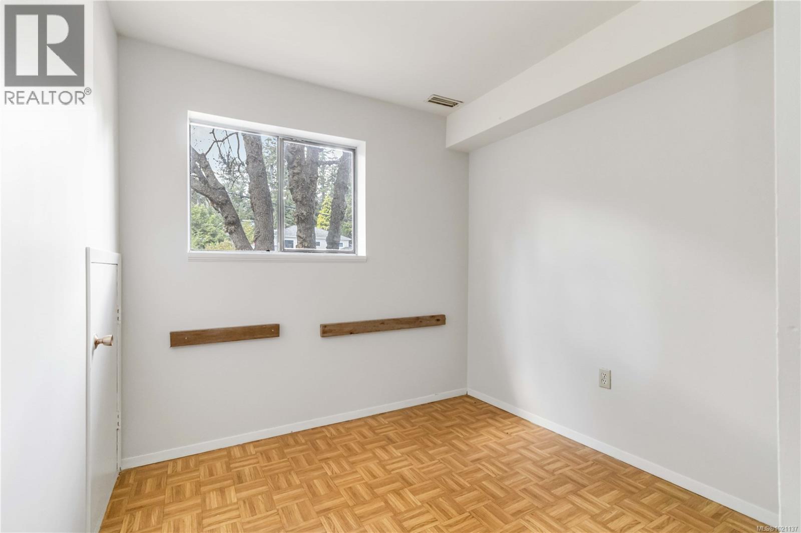 95 Marler Dr, View Royal