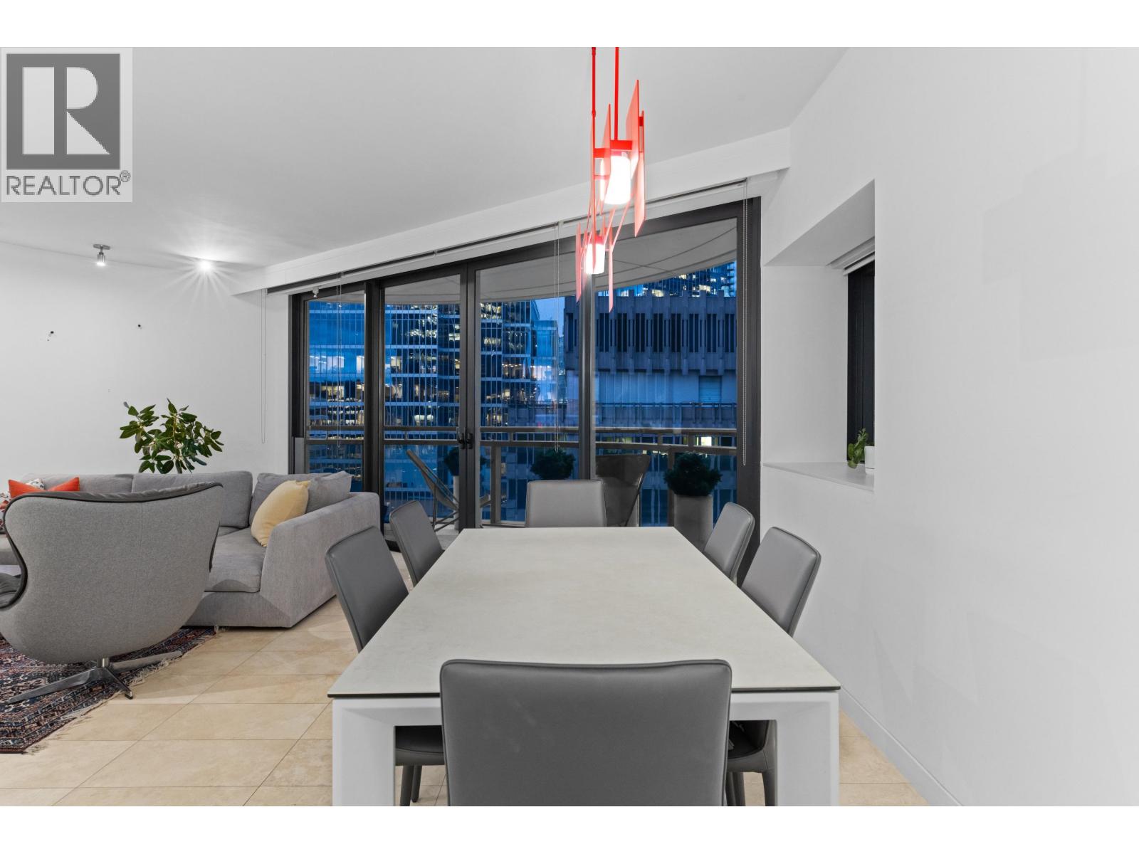 1807 838 W HASTINGS STREET, Vancouver