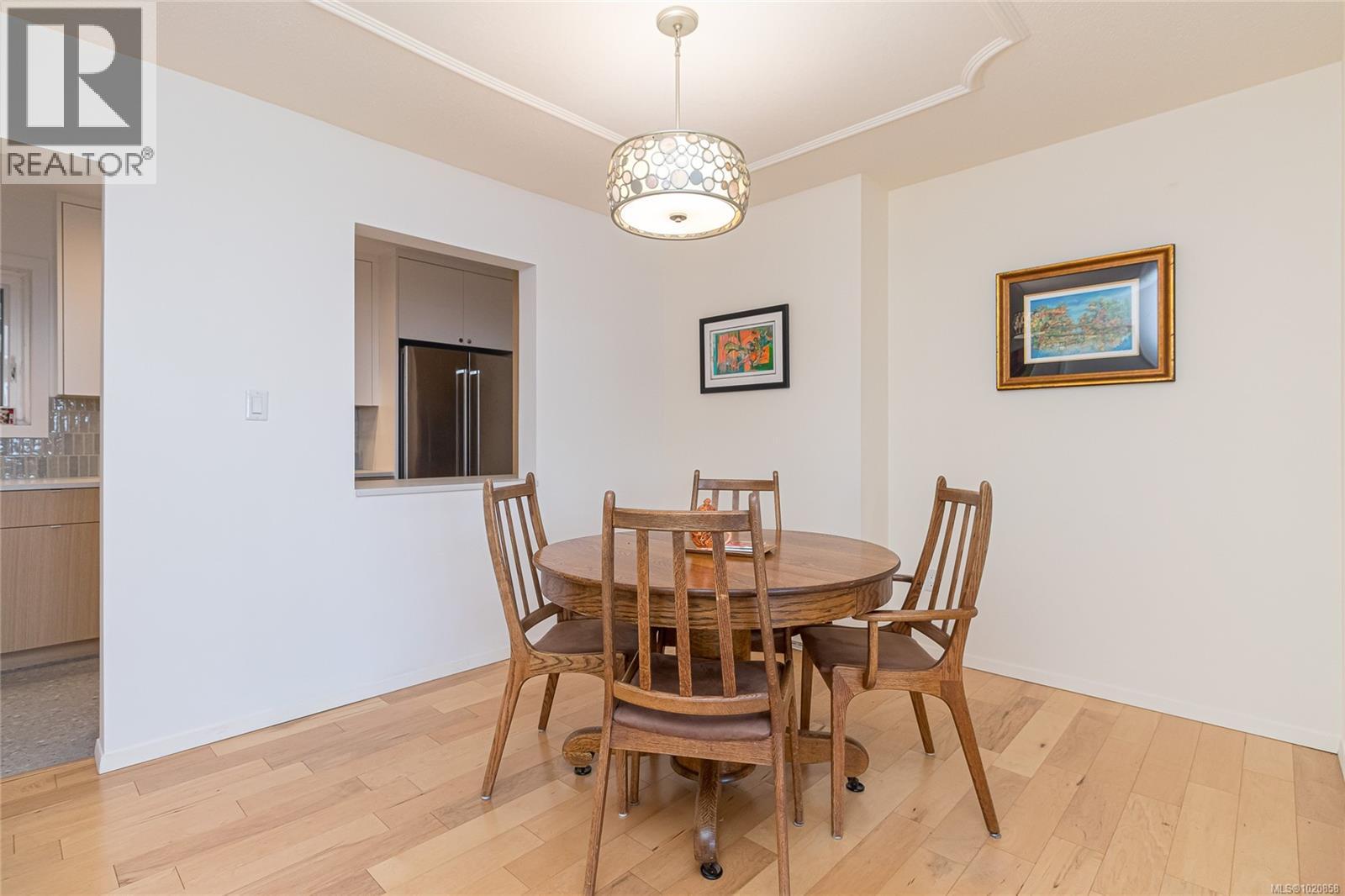 101 1540 Dallas Road, Victoria