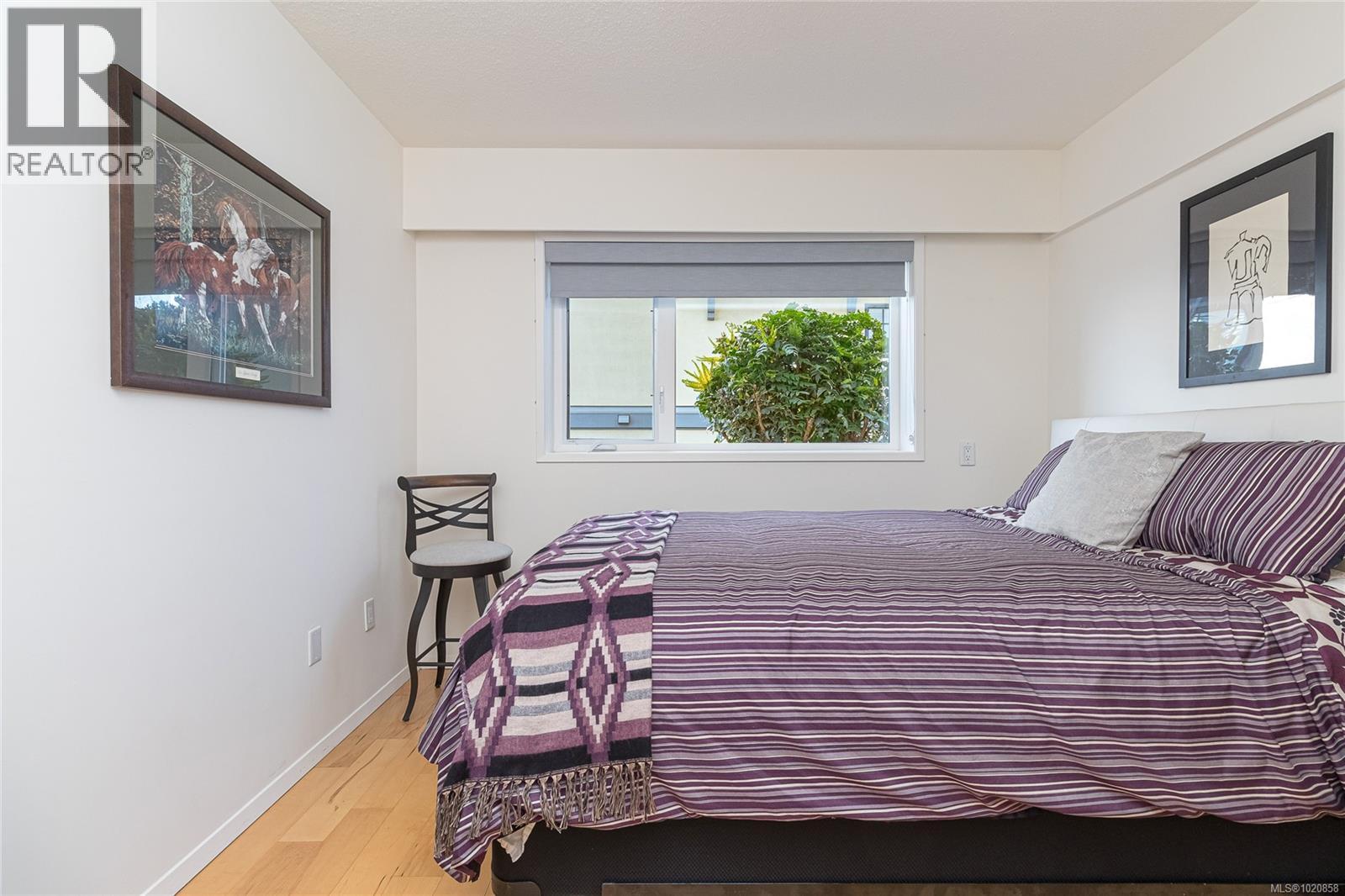 101 1540 Dallas Road, Victoria