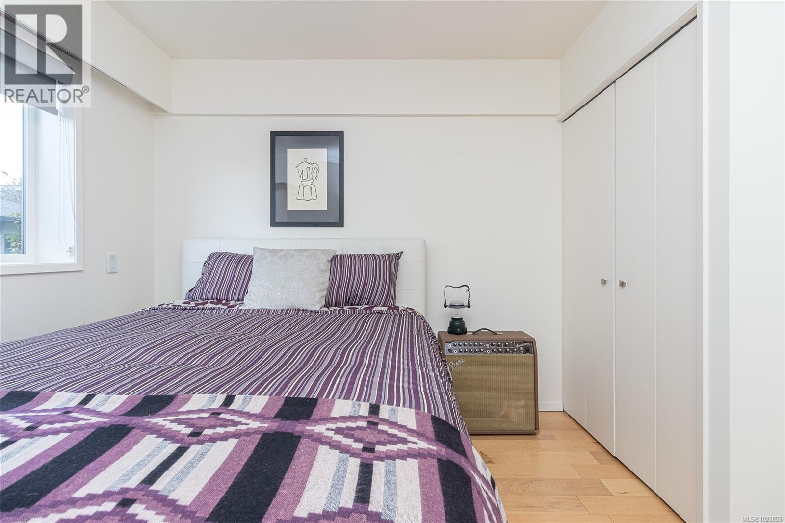 101 1540 Dallas Road, Victoria