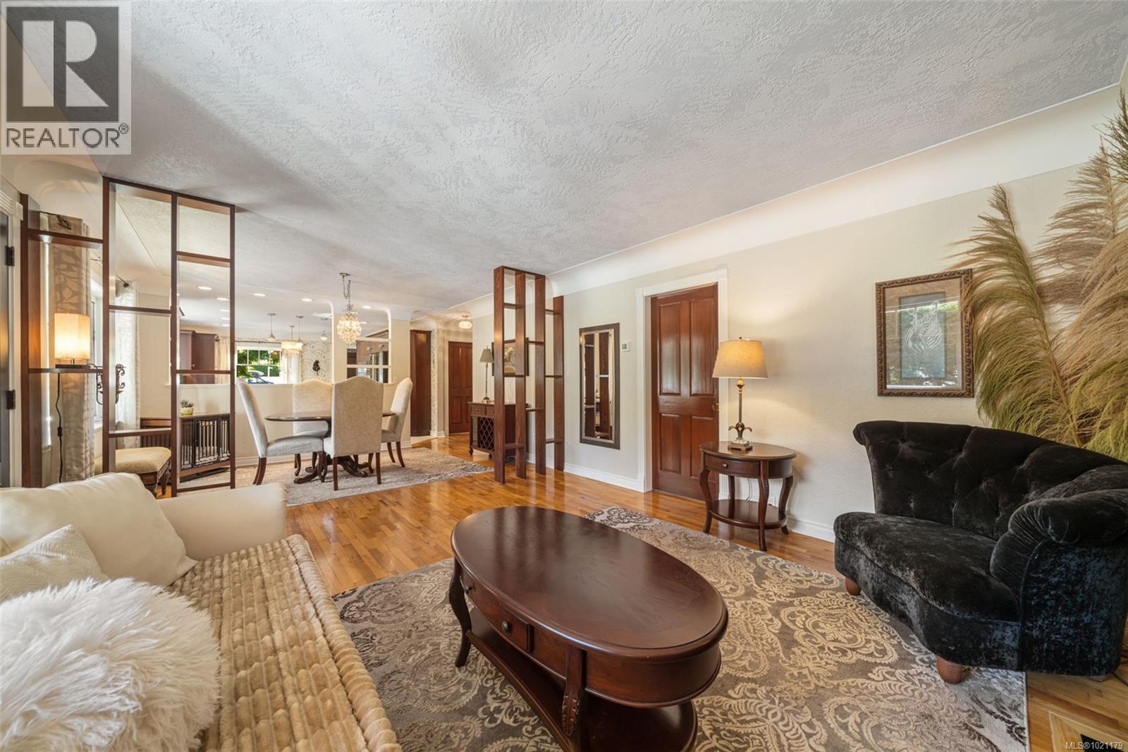 1501 Shawnigan Mill Bay Rd, Shawnigan Lake