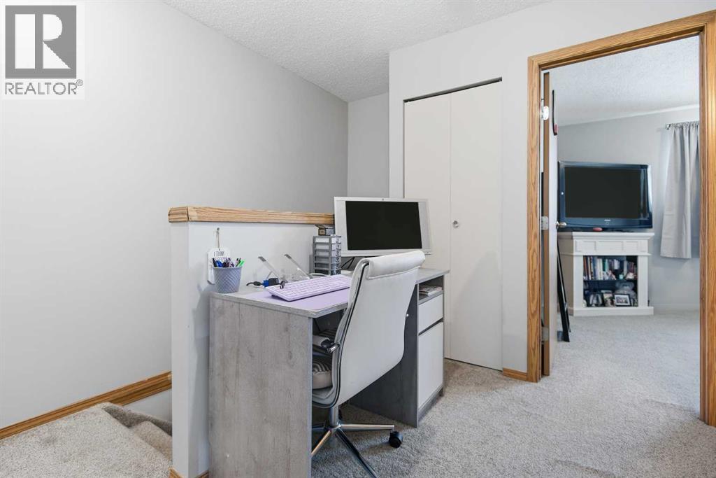 100 Jordan Park, Red Deer