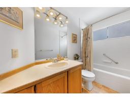 15852 100 Avenue, Surrey, BC V4N2B3 Photo 10