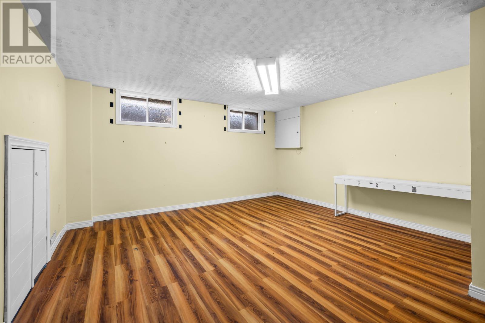 33 Irwin Drive — photo 26