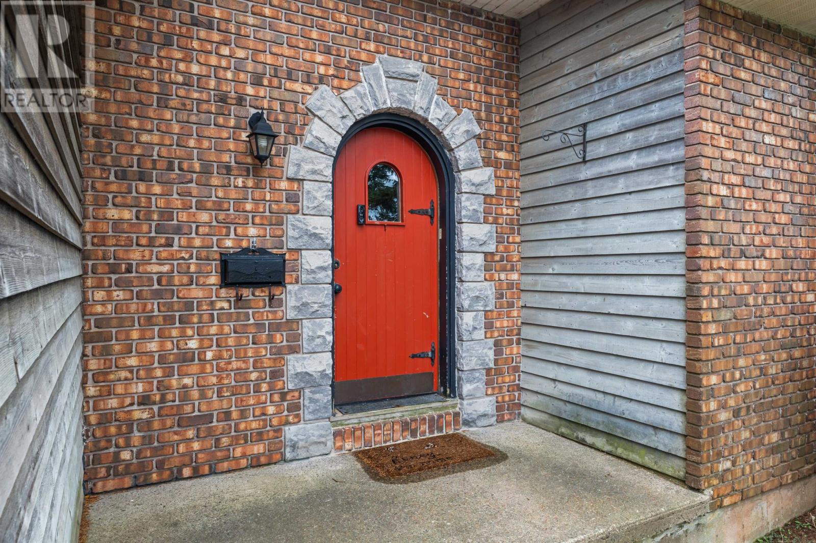 33 Irwin Drive - Photo 3 of 46, West Royalty, Prince Edward Island