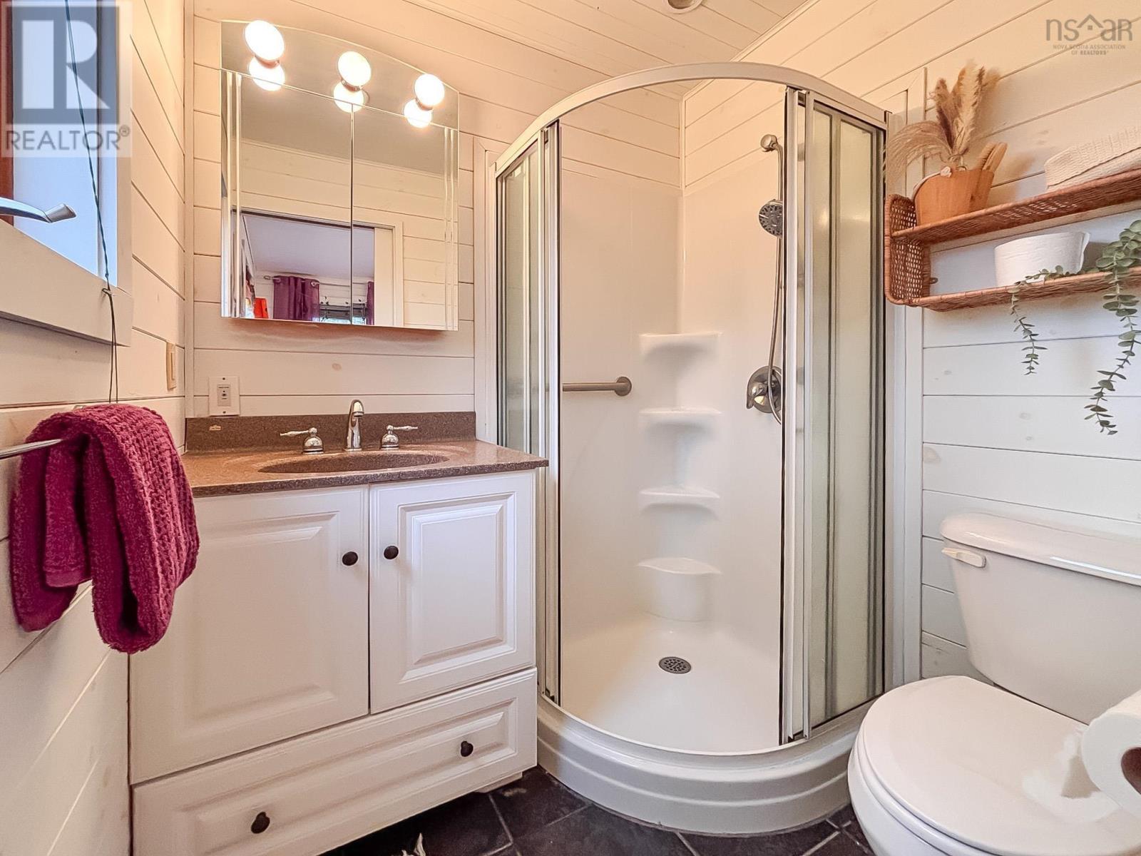 Property 21 of 47 of 25 Oakridge Lane