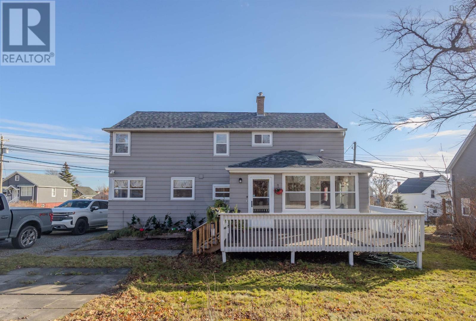 Property 44 of 46 of 340 King Edward Street