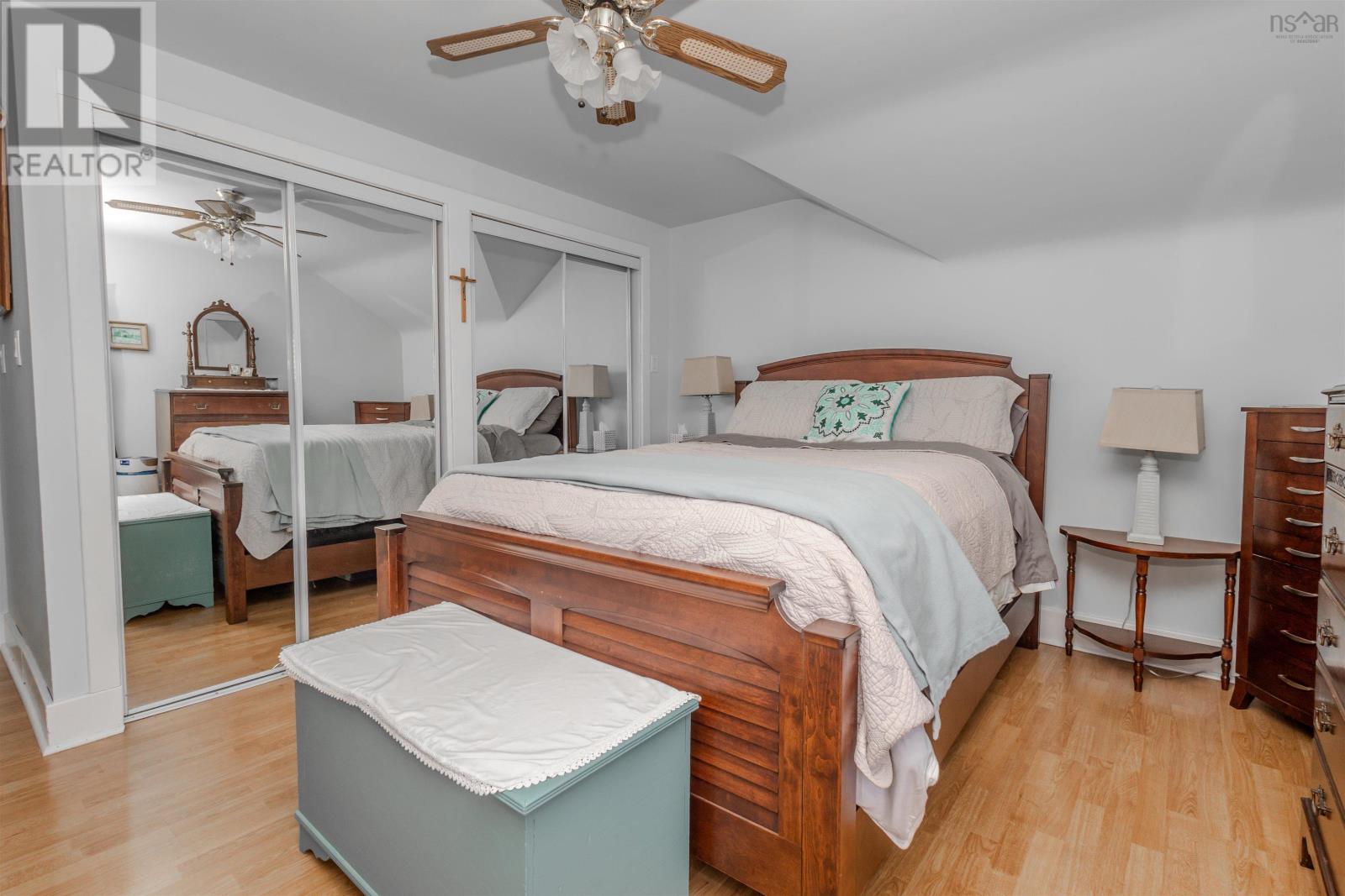 Property 28 of 46 of 340 King Edward Street