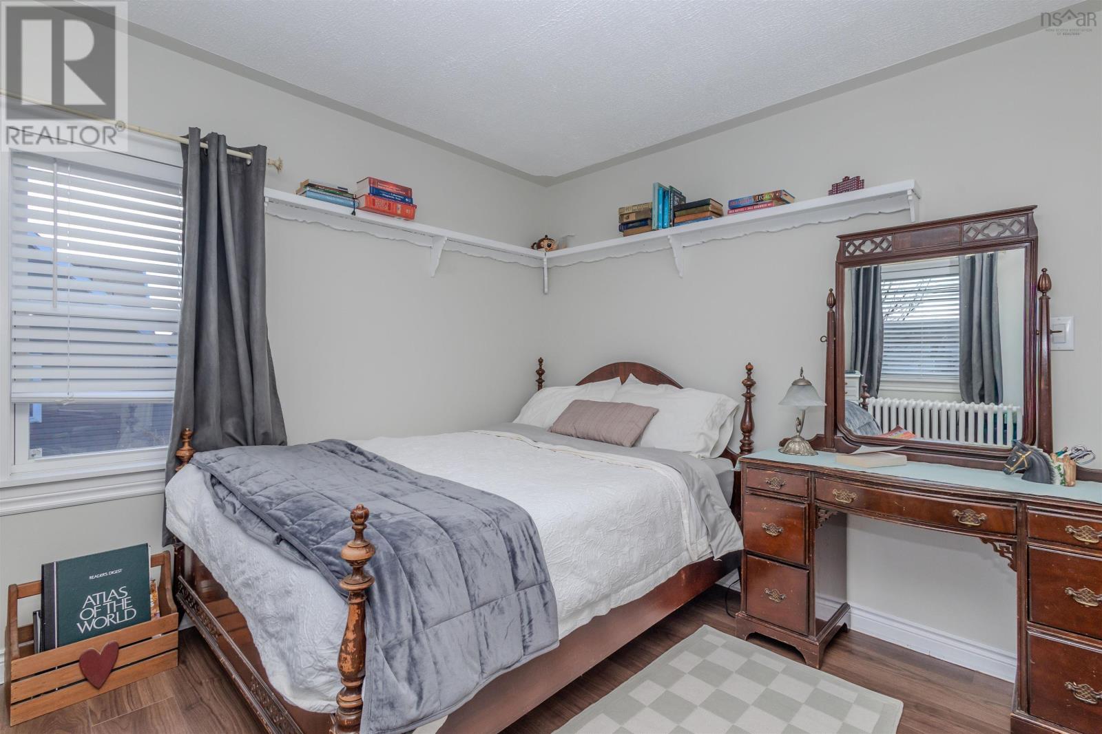 Property 25 of 46 of 340 King Edward Street