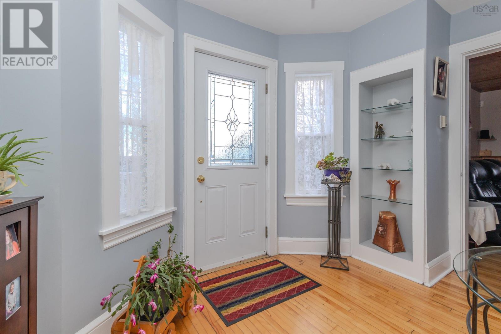 Property 20 of 46 of 340 King Edward Street