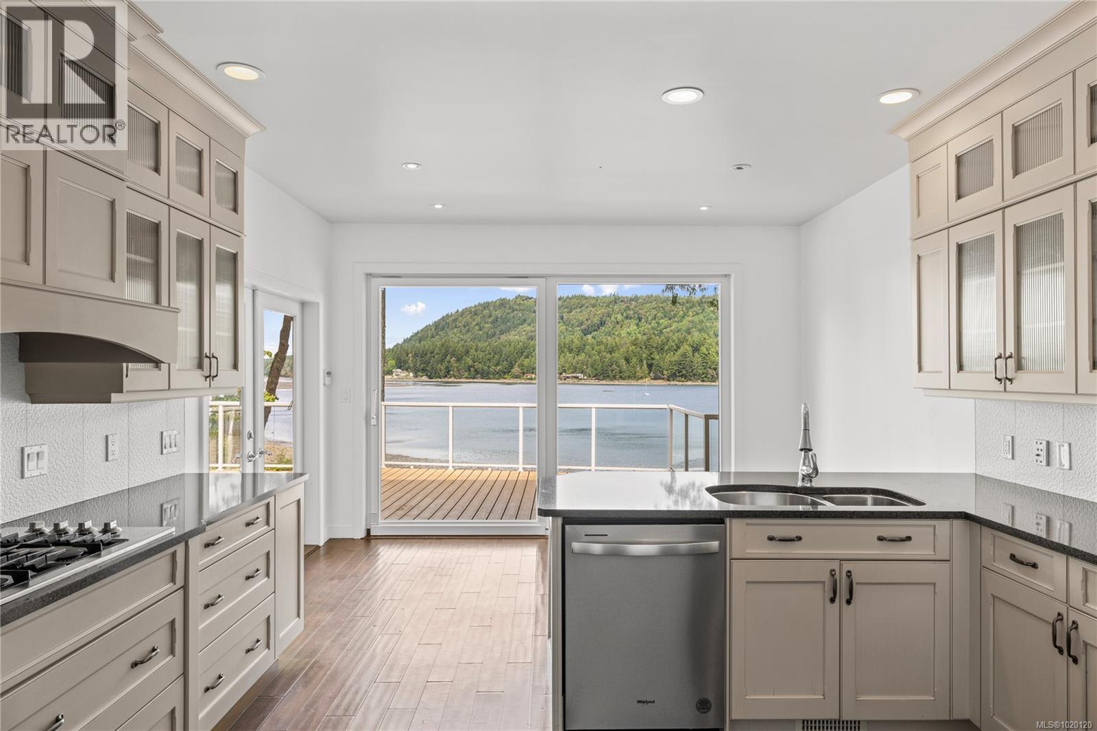 12475 Rocky Creek Rd, Ladysmith