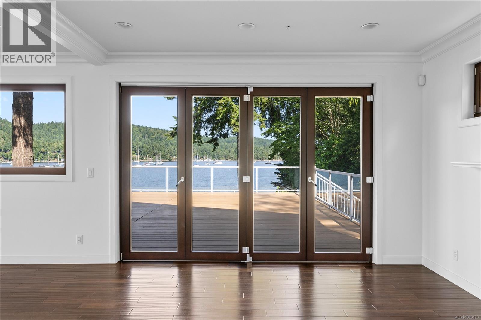 12475 Rocky Creek Rd, Ladysmith