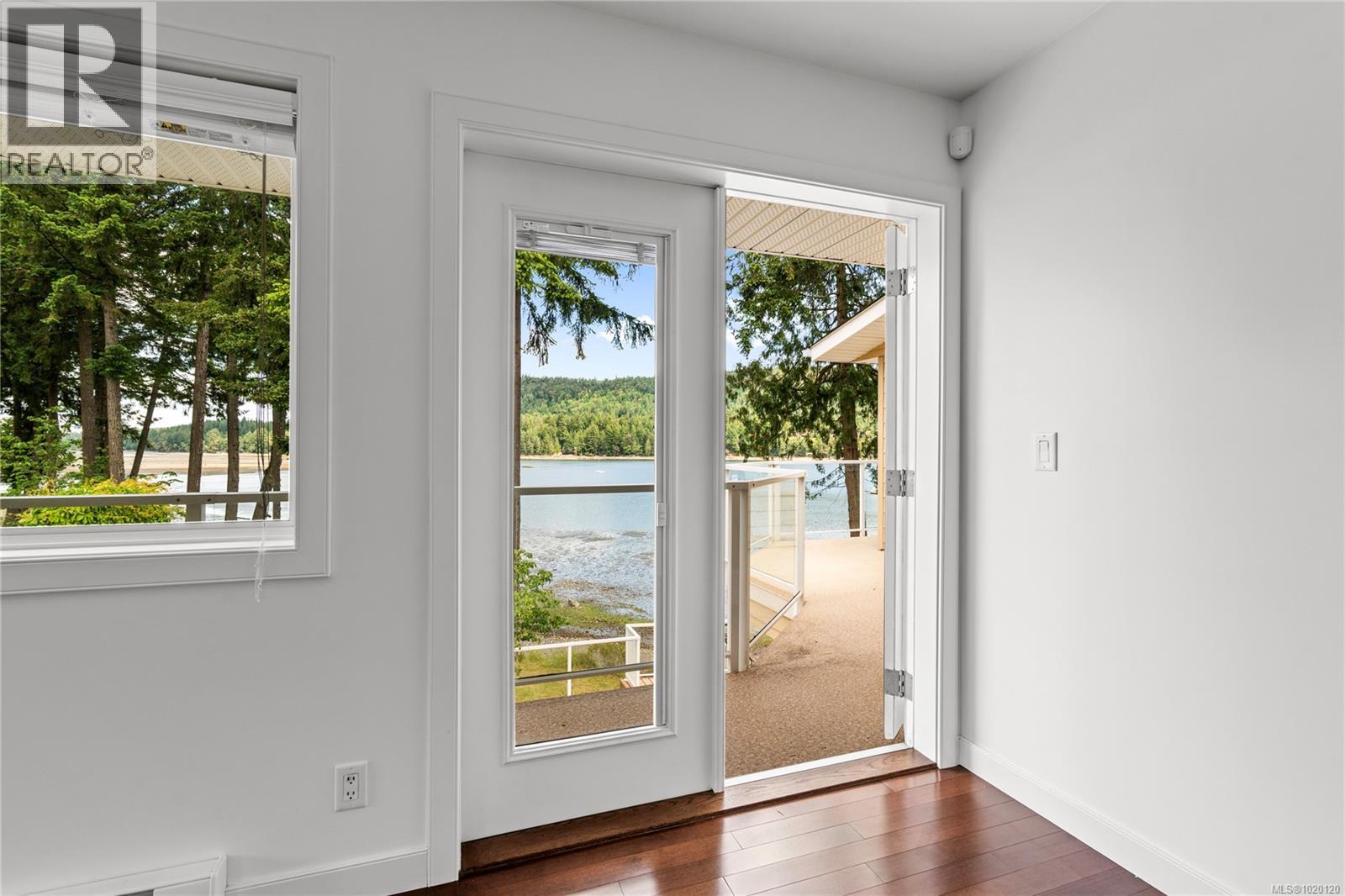 12475 Rocky Creek Rd, Ladysmith