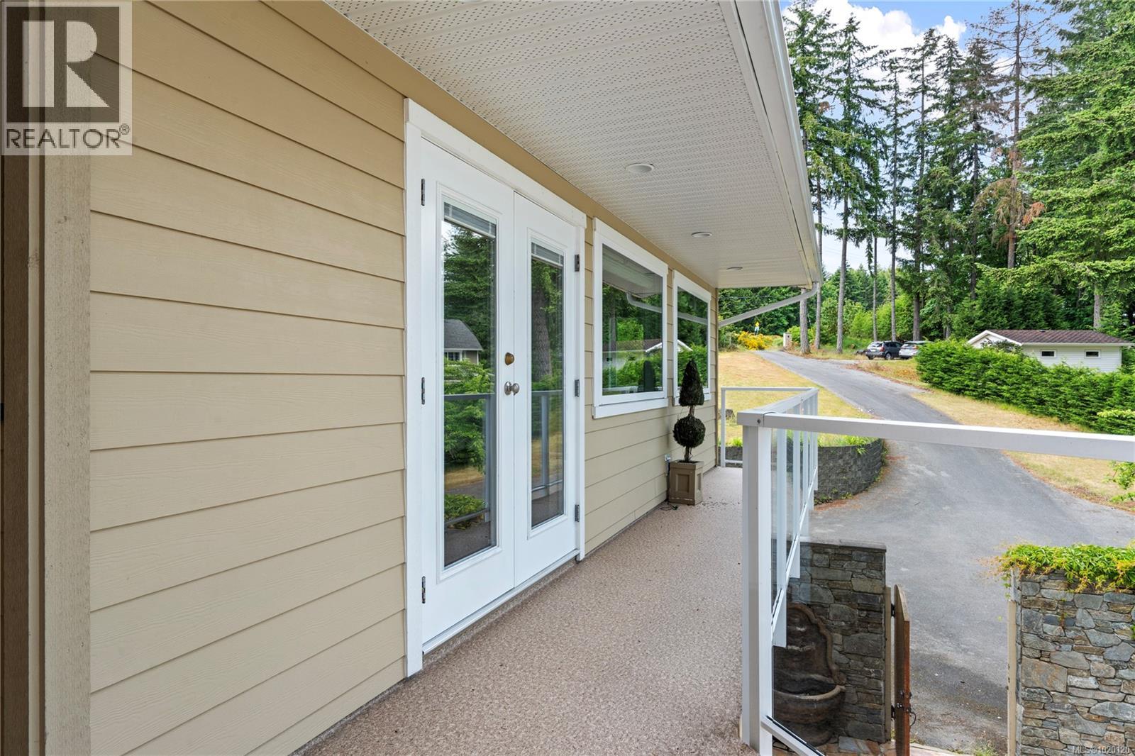 12475 Rocky Creek Rd, Ladysmith