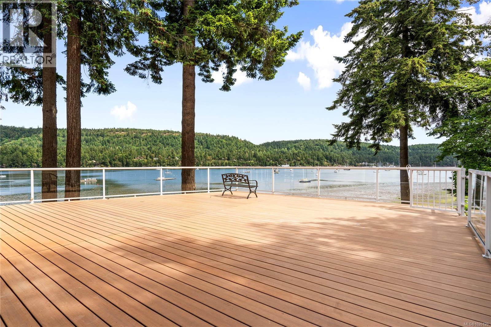 12475 Rocky Creek Rd, Ladysmith