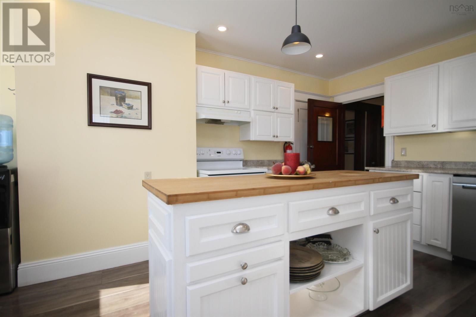 Property 20 of 47 of 6163 Highway 316