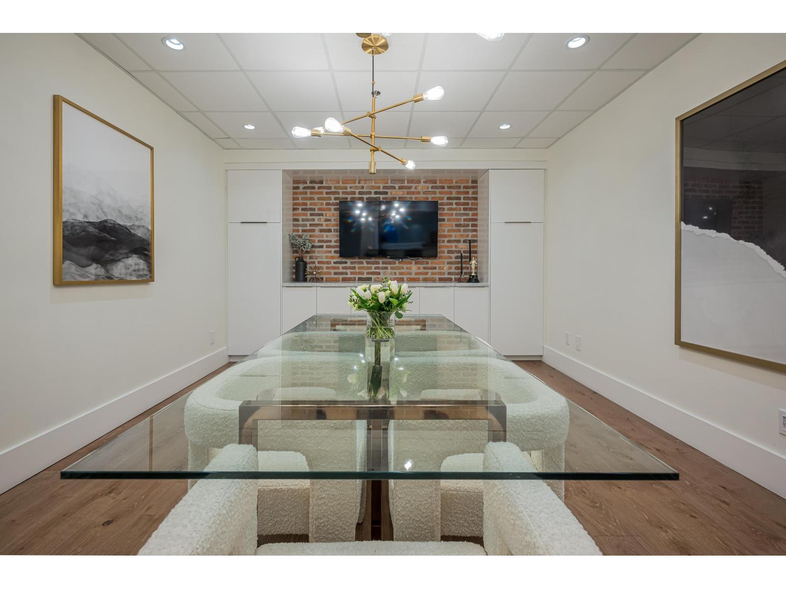 C3 & C4 15777 MARINE DRIVE, White Rock