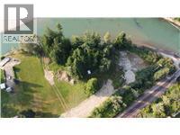  421 Hillier Road, Sicamous