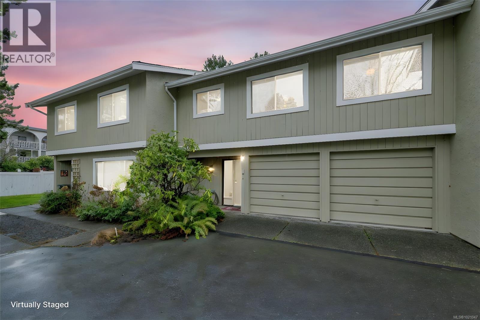 4 2020 White Birch Road, Sidney