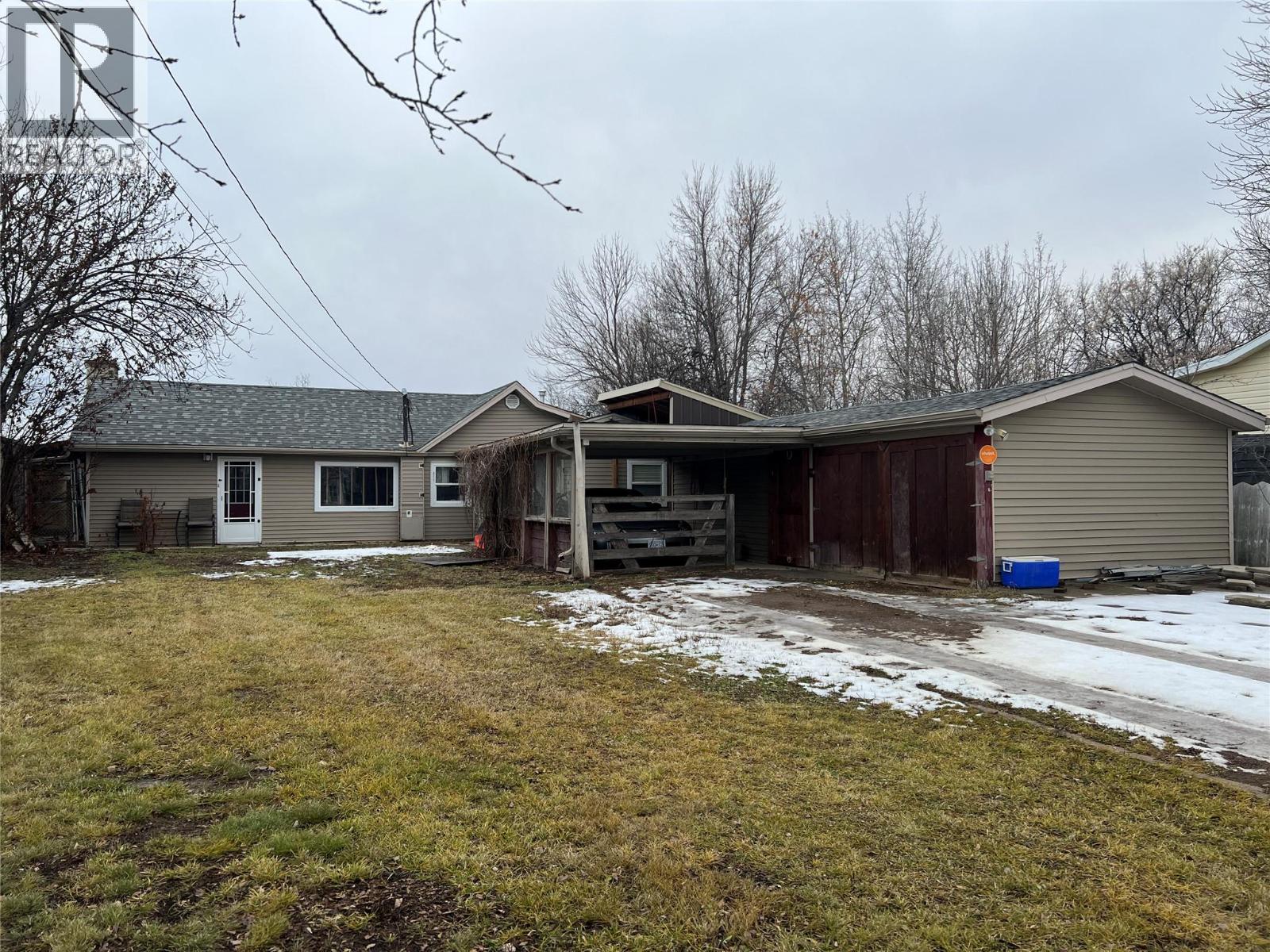 5007 47 Avenue, Pouce Coupe