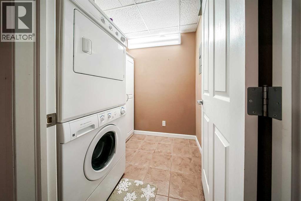 5040 53 Street, Sylvan Lake