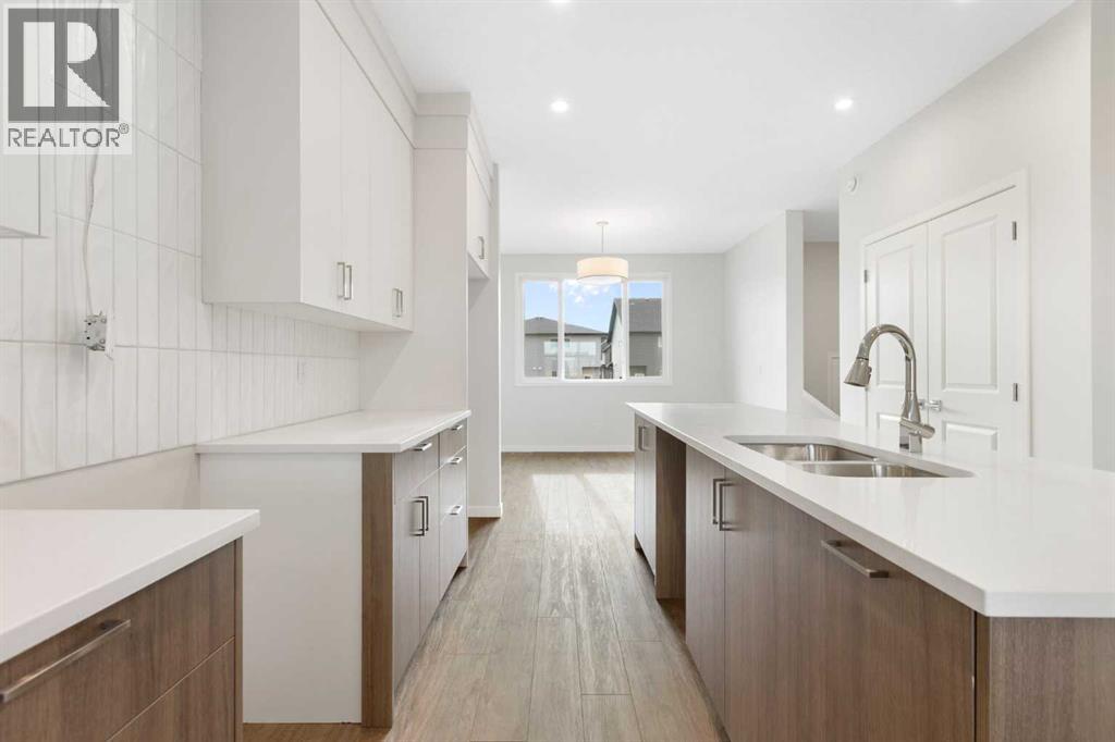 Single Family House for Sale in  Buffaloberry Manor SE Ricardo Ranch Calgary 