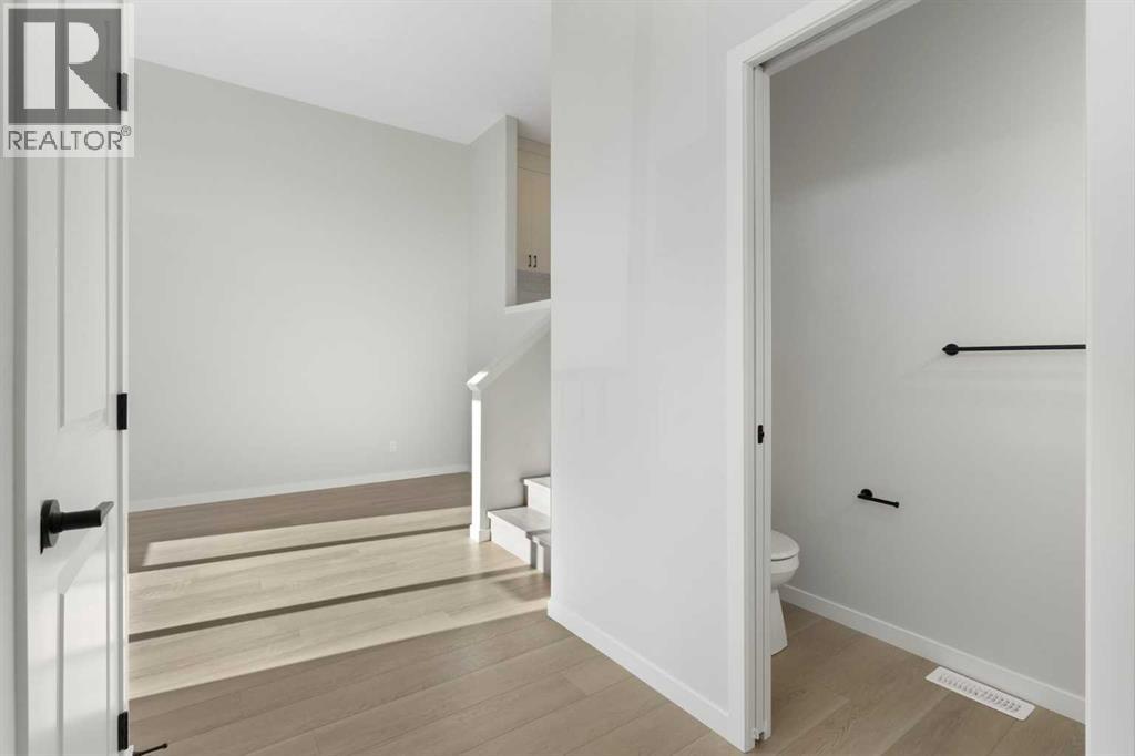 Single Family House for Sale in  Creekview Manor SW Pine Creek Calgary 