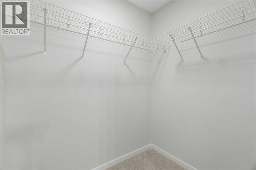 Single Family House for Sale in  Creekview Manor SW Pine Creek Calgary 