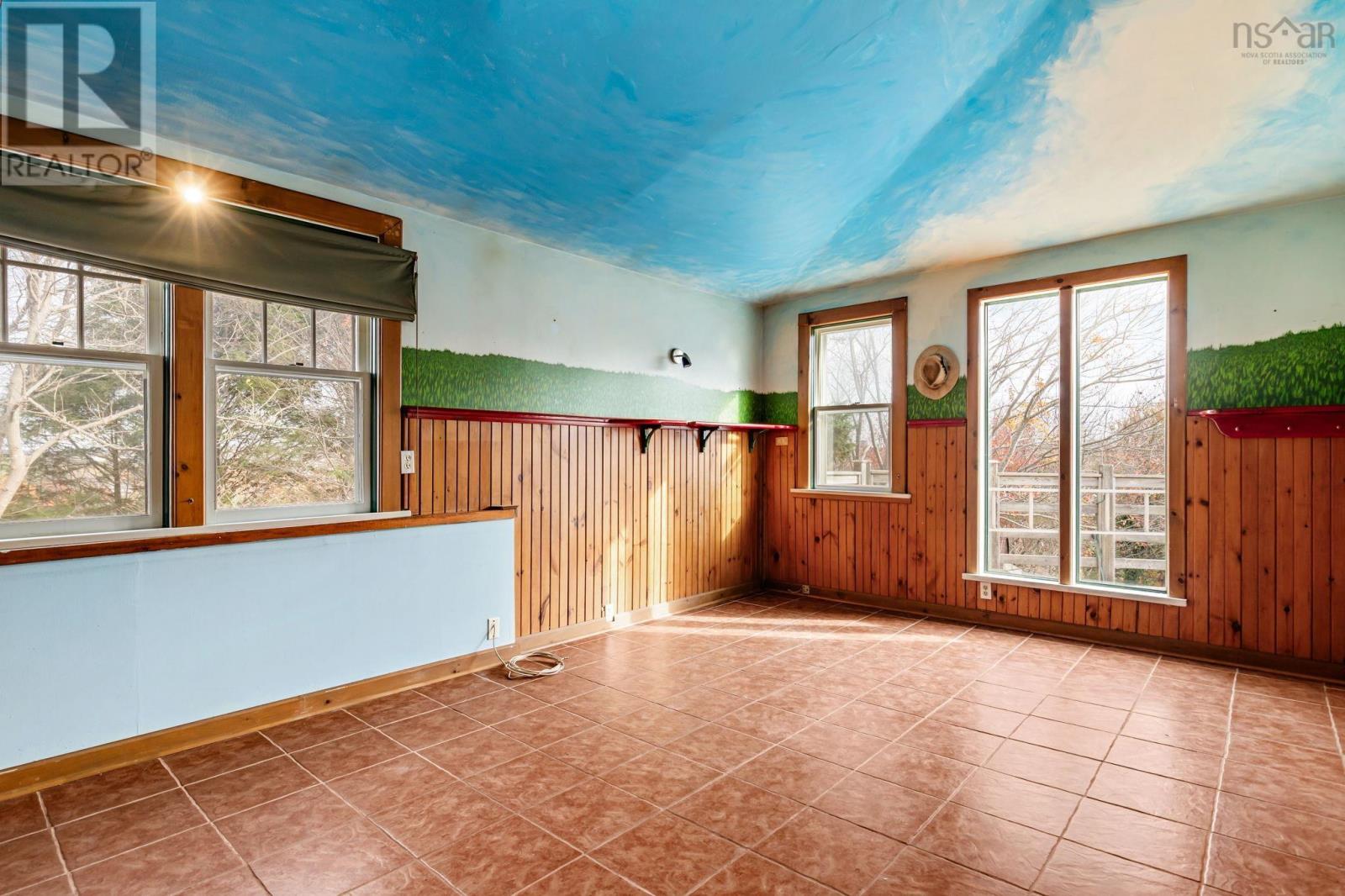 Property 7 of 41 of 17 Idlewylde Road