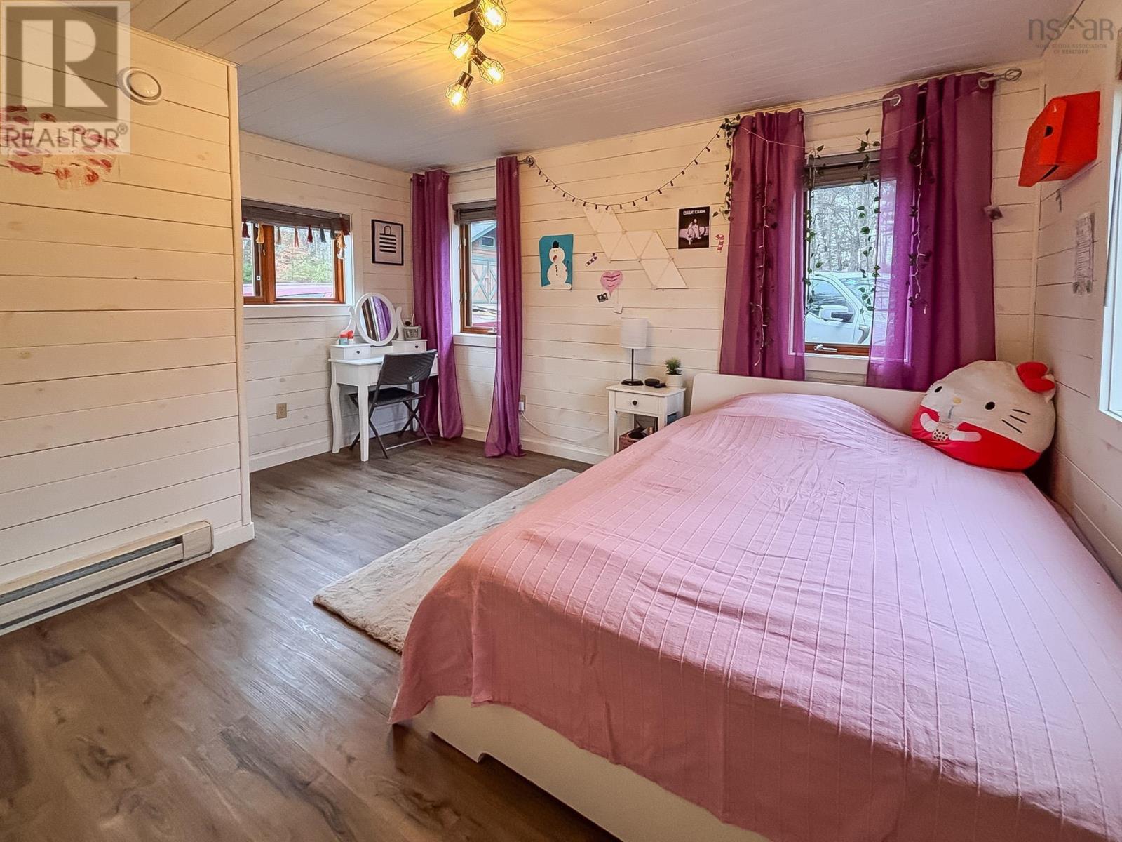 Property 37 of 47 of 25 Oakridge Lane