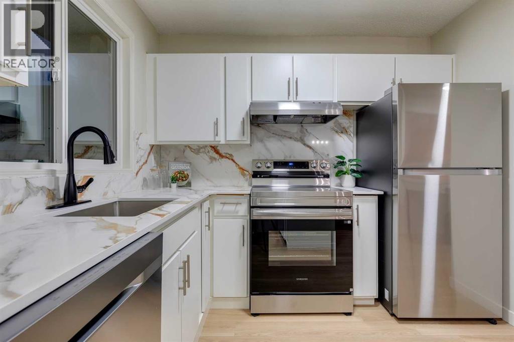 Single Family House for Sale in    Street SE Ogden Calgary 