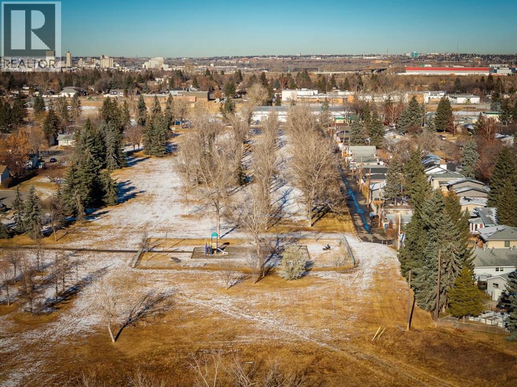 Single Family House for Sale in    Street SE Ogden Calgary 