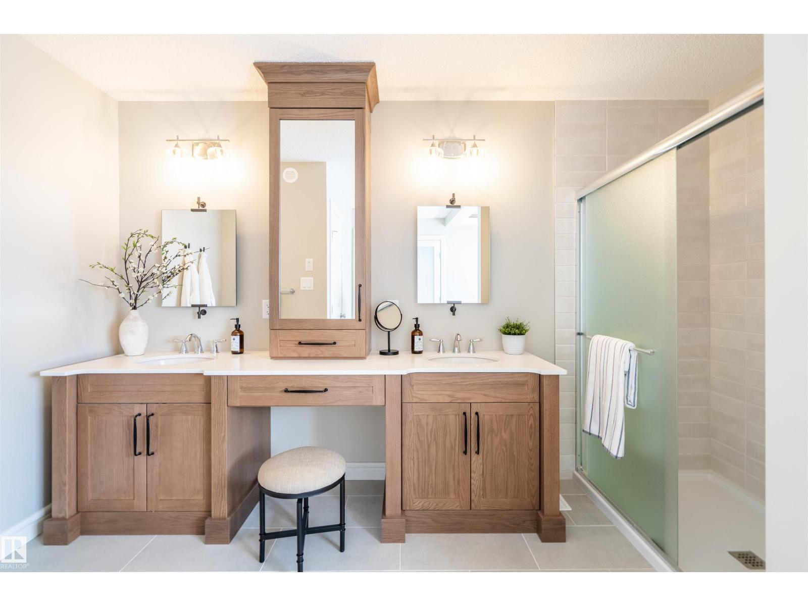 1611 14 ST NW, Edmonton