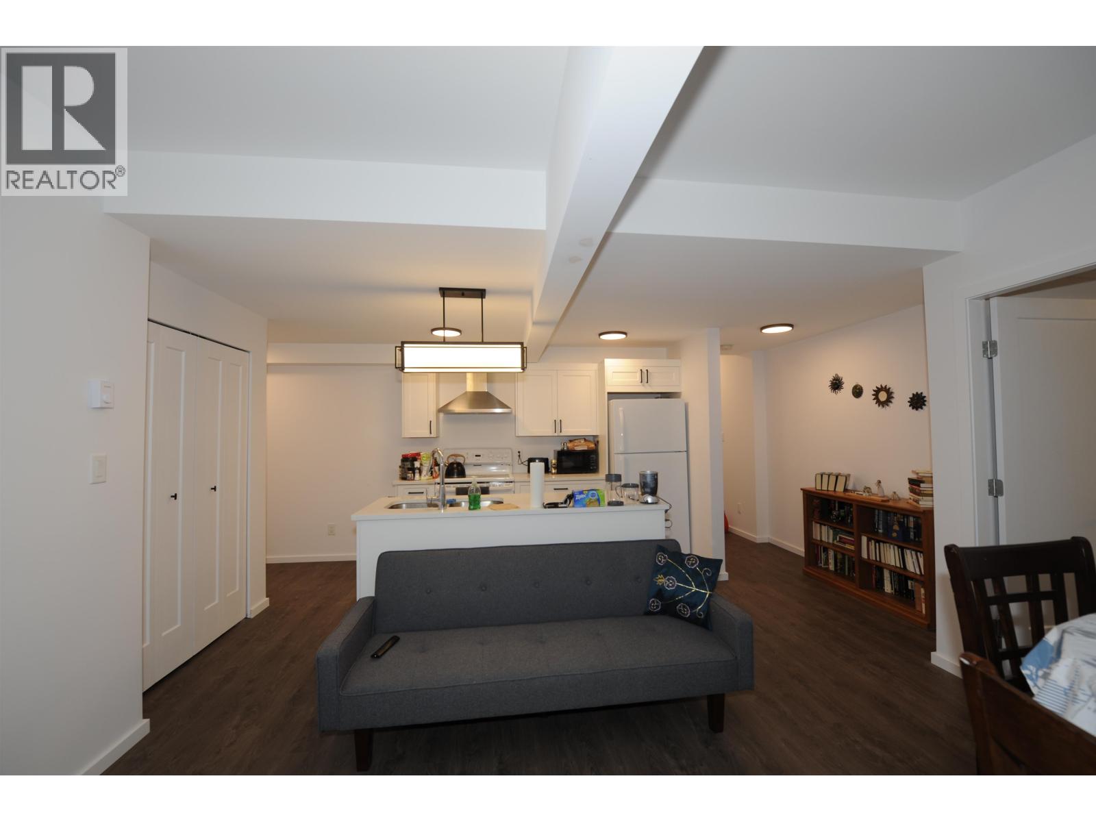  3407 KALUM Street, Terrace