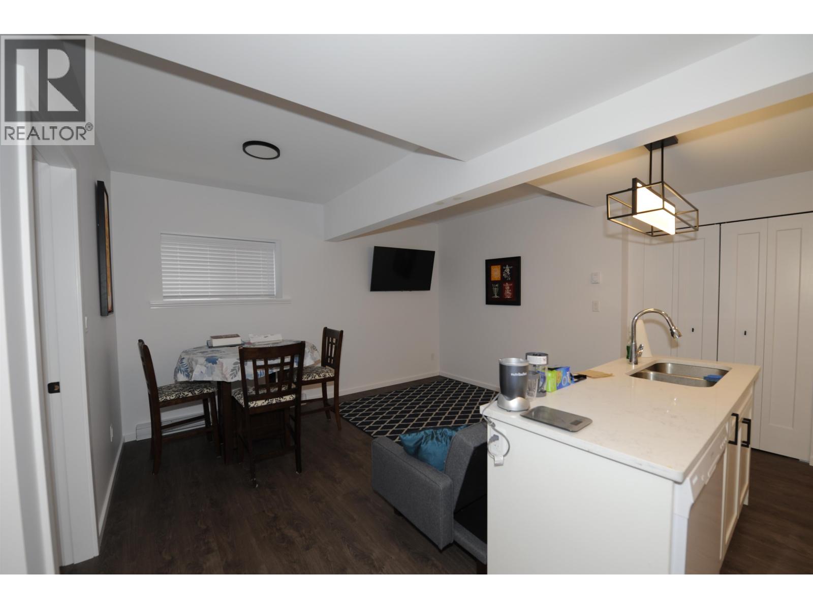  3407 KALUM Street, Terrace