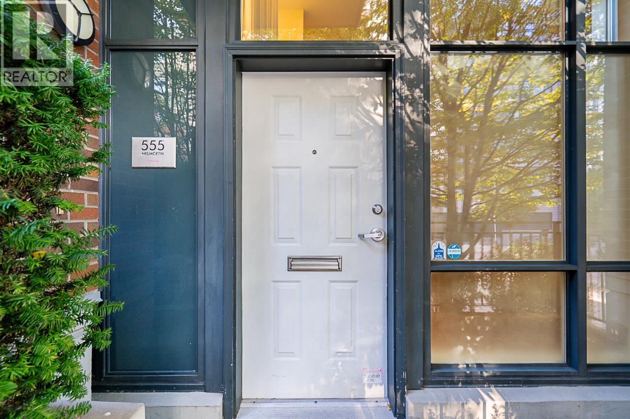 555 HELMCKEN STREET, Vancouver