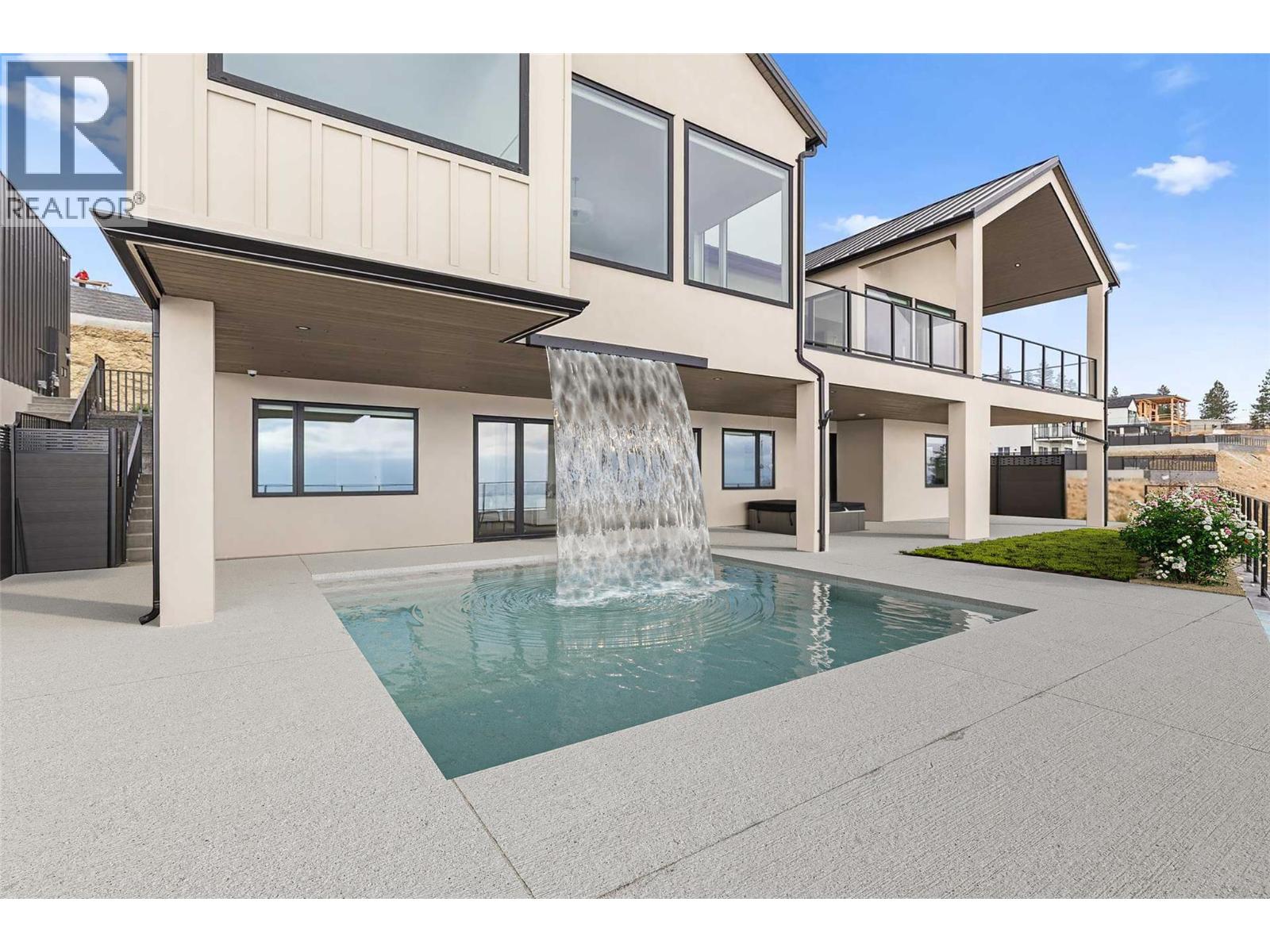  1359 Vineyard Drive, West Kelowna