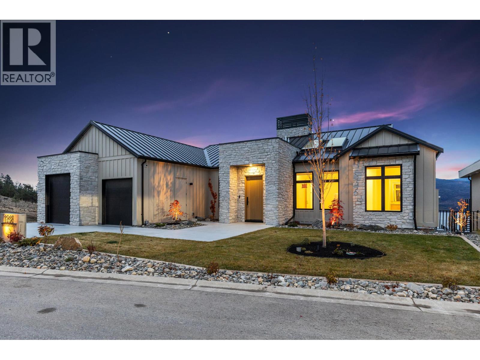  1359 Vineyard Drive, West Kelowna