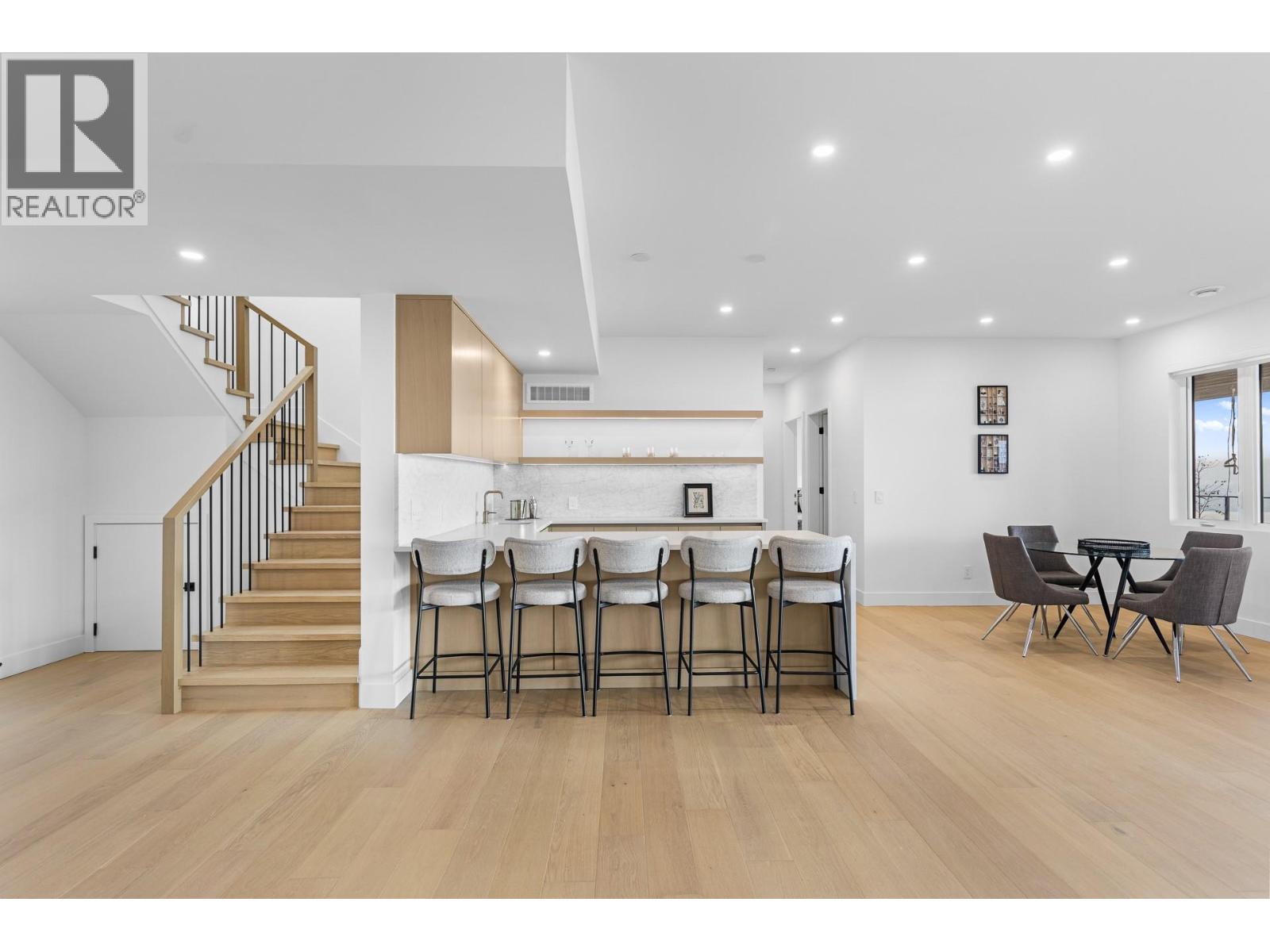  1359 Vineyard Drive, West Kelowna