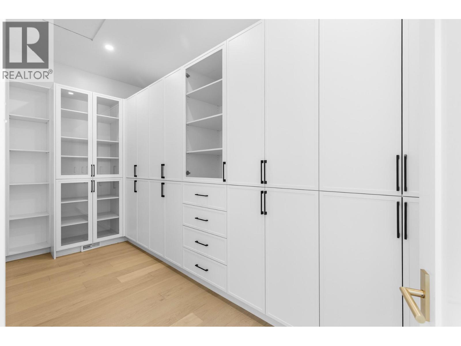  1359 Vineyard Drive, West Kelowna