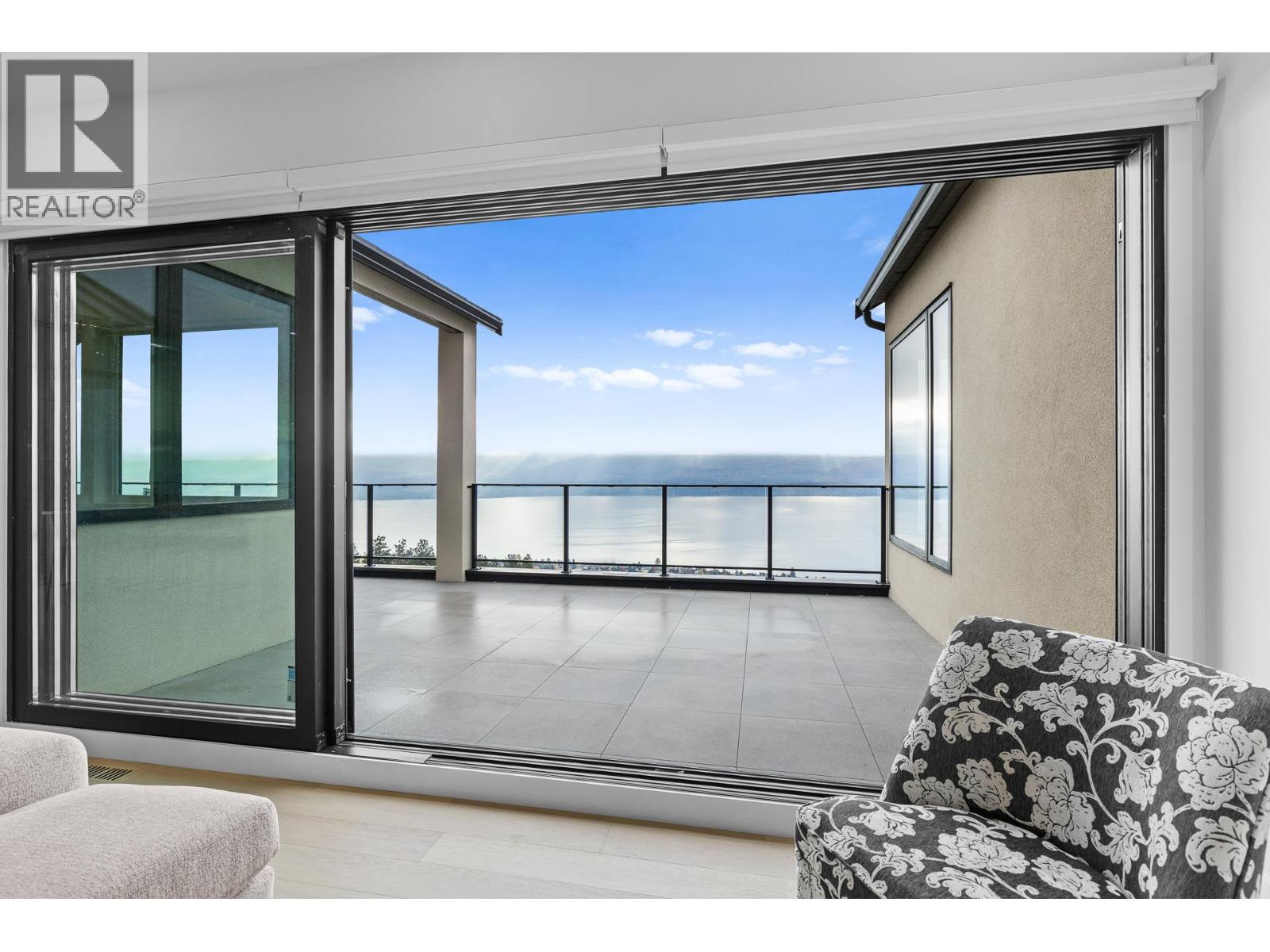  1359 Vineyard Drive, West Kelowna