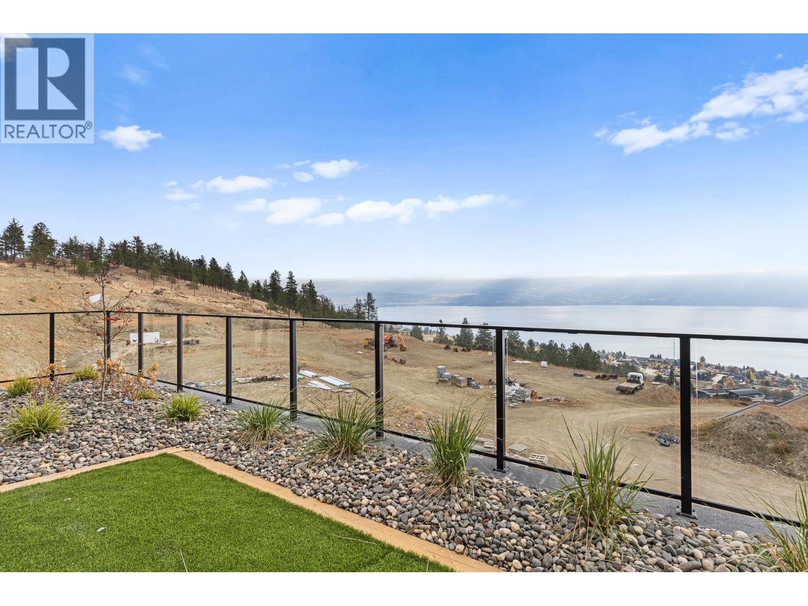  1359 Vineyard Drive, West Kelowna
