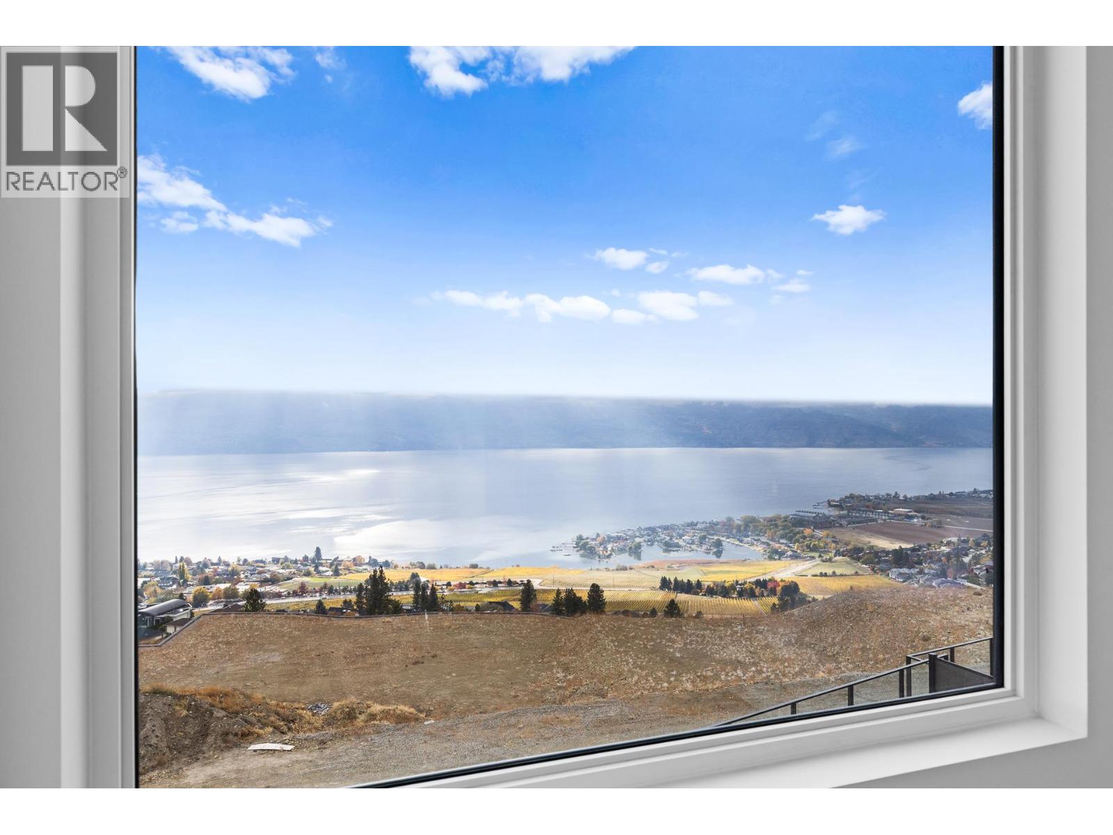  1359 Vineyard Drive, West Kelowna