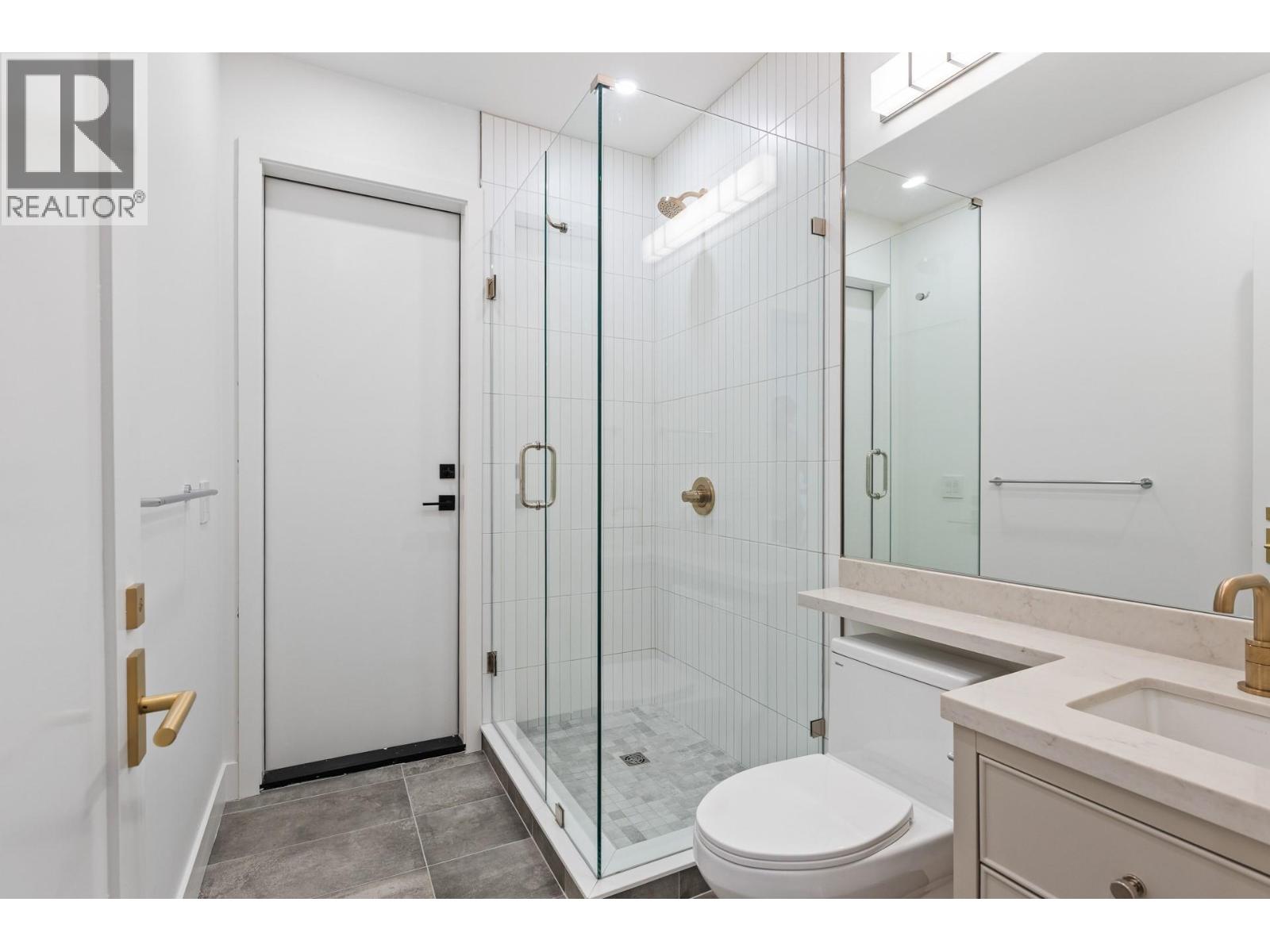  1359 Vineyard Drive, West Kelowna