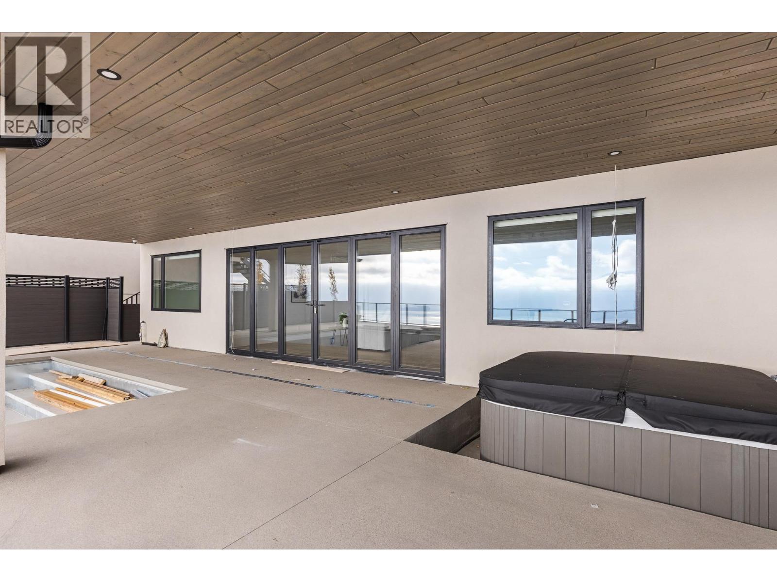  1359 Vineyard Drive, West Kelowna