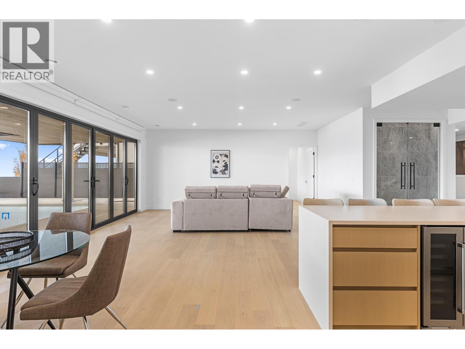  1359 Vineyard Drive, West Kelowna