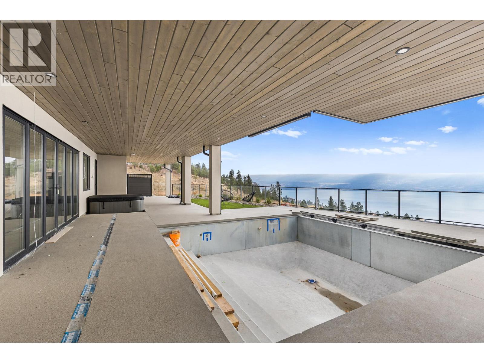  1359 Vineyard Drive, West Kelowna