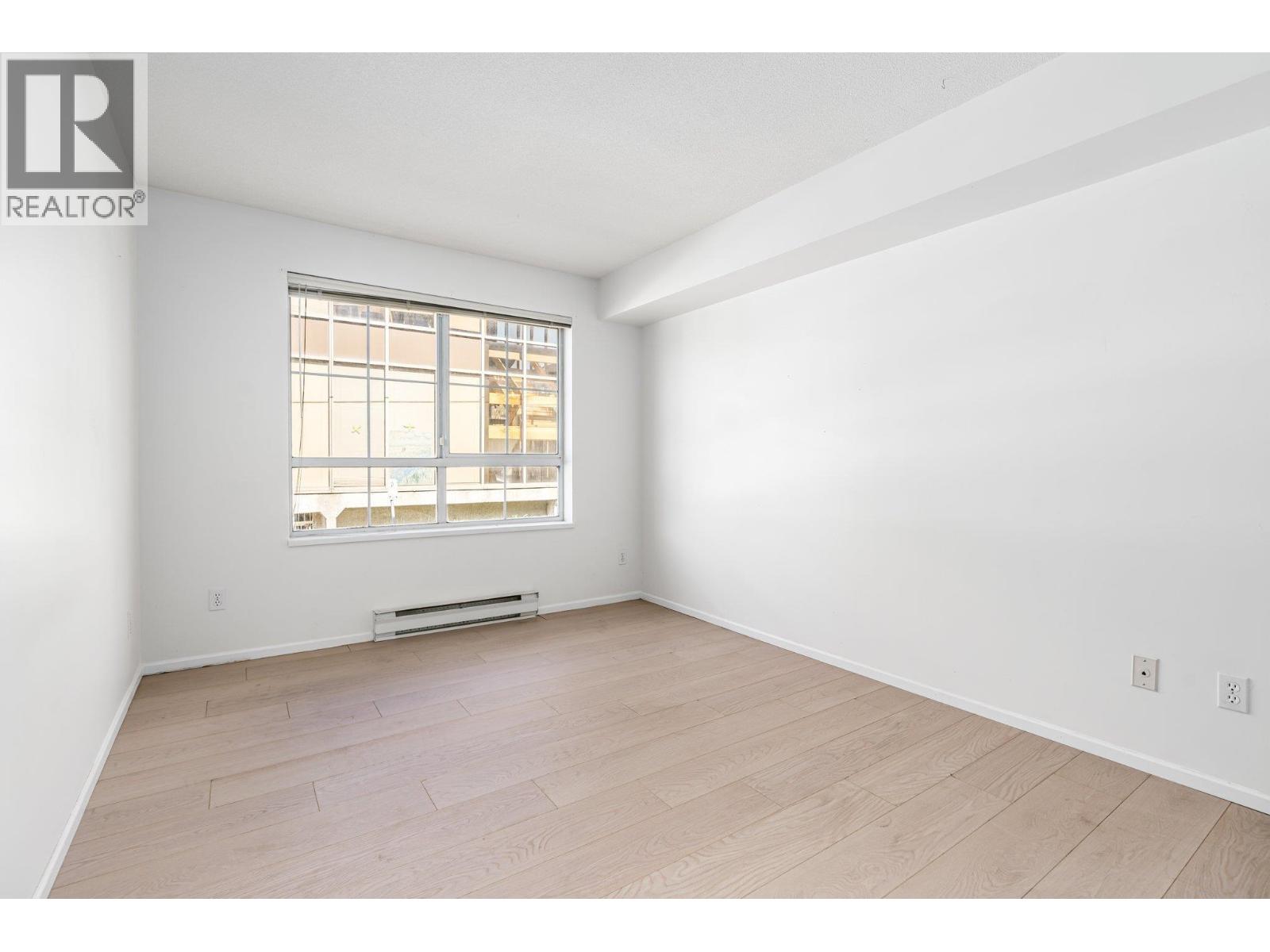 101 723 TWELFTH STREET, New Westminster