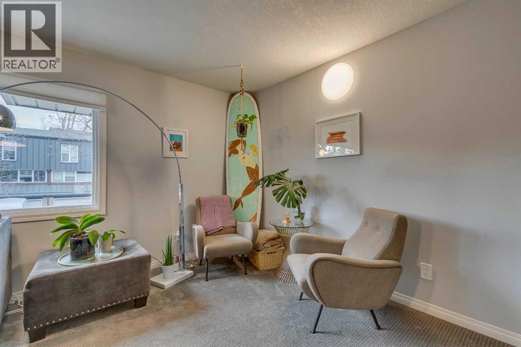 Single Family House 5 Level for Sale in  Brae Glen Court SW Braeside Calgary 